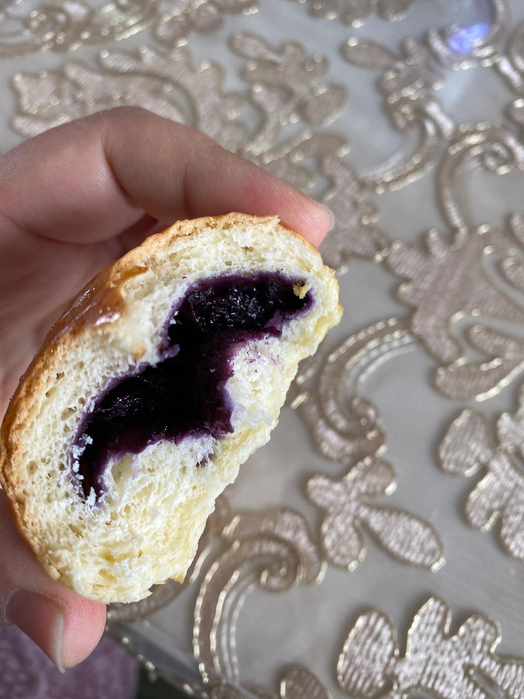 蓝莓果酱小面包