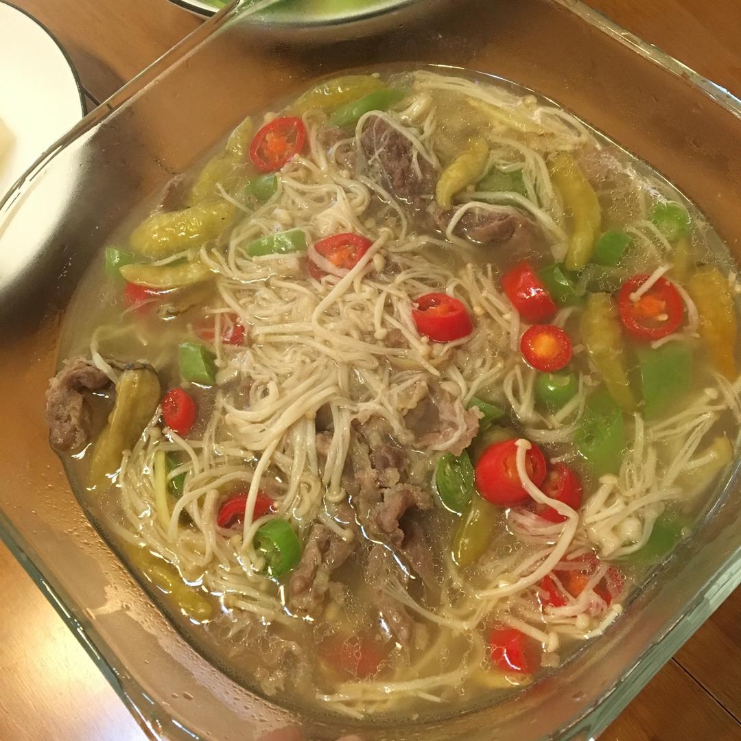 酸汤肥牛