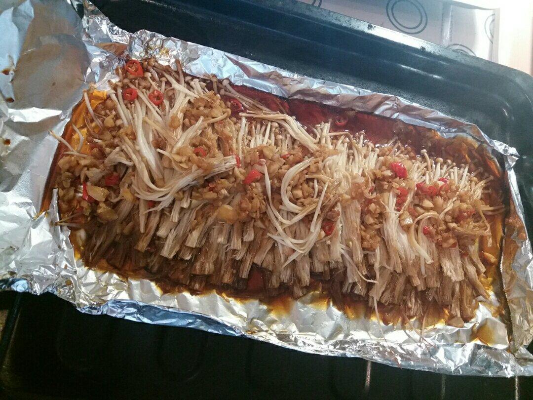 黄小喵的黑暗料理做的锡纸金针菇(家庭版)锡纸金针菇(家庭版)烤箱首页