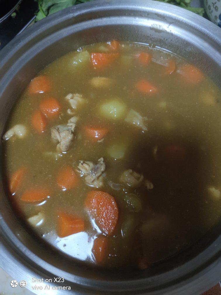 咖喱土豆鸡块