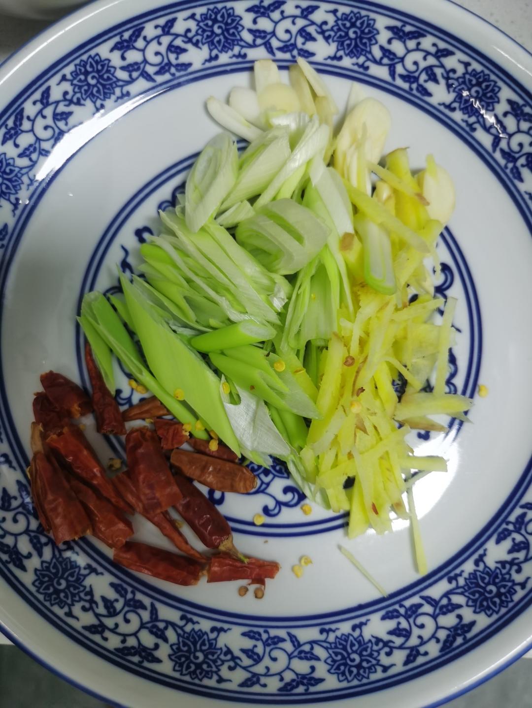 葱姜炒梭子蟹（very easy）