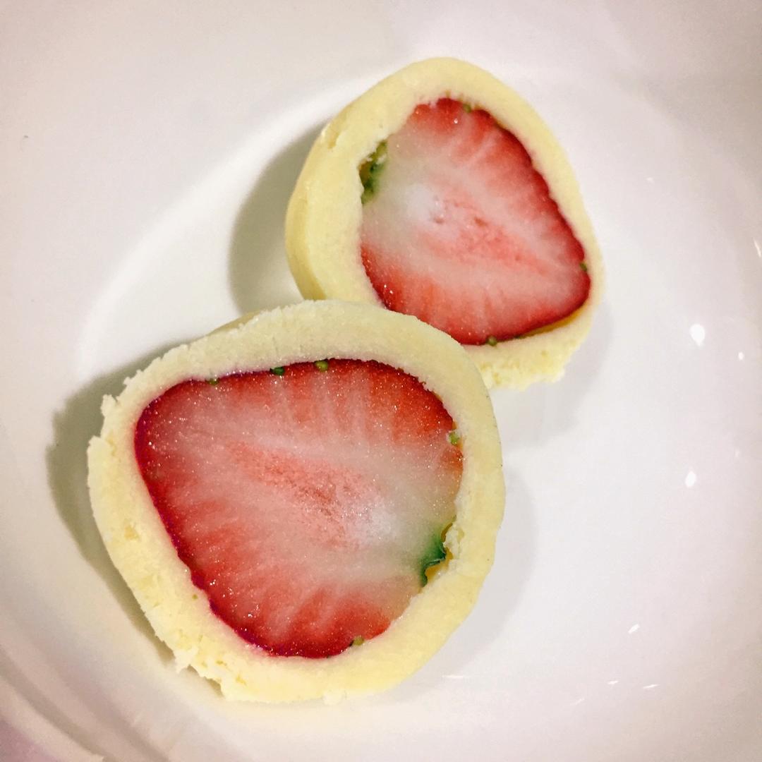 草莓夹心牛乳糖