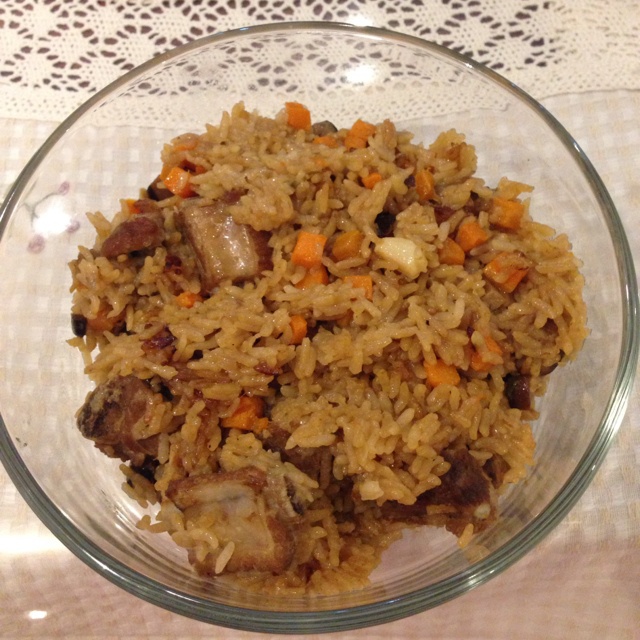 喷香排骨焖饭（爆好吃）