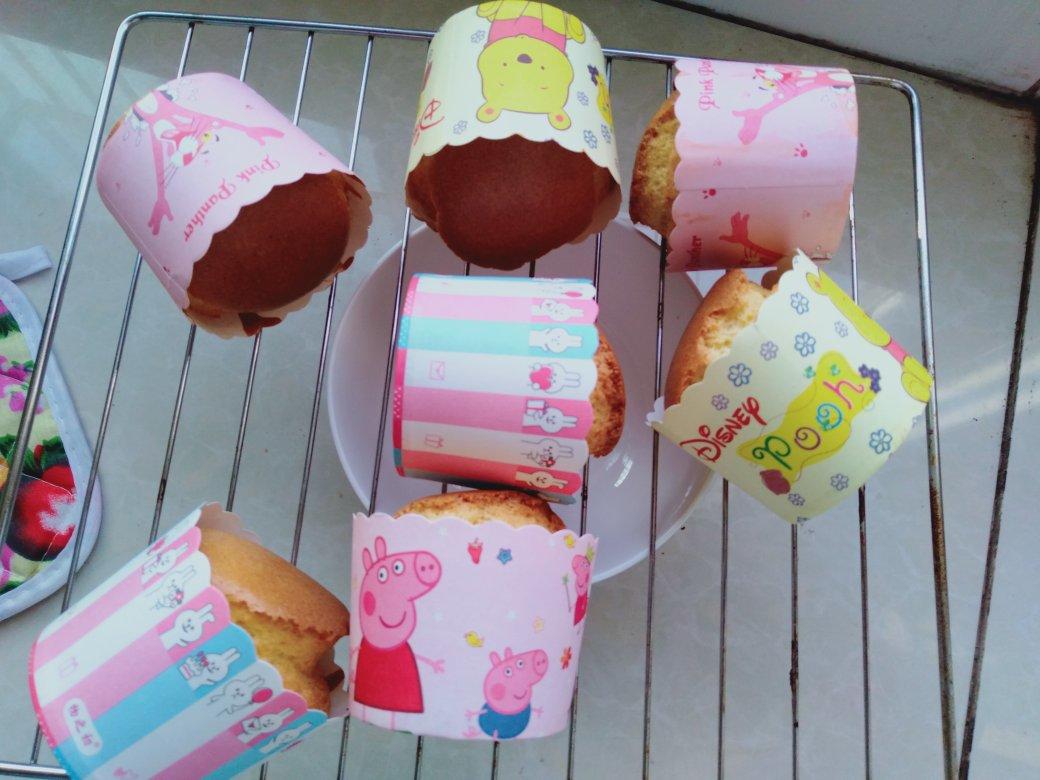 纸杯蛋糕 8寸戚风蛋糕的量