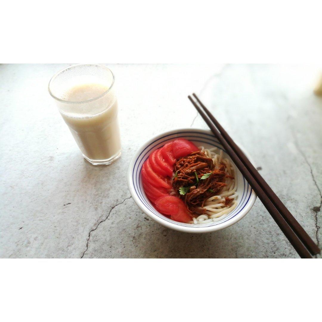 浅谈“为人师表，身正为范”