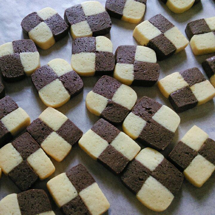 双色小棋格饼干