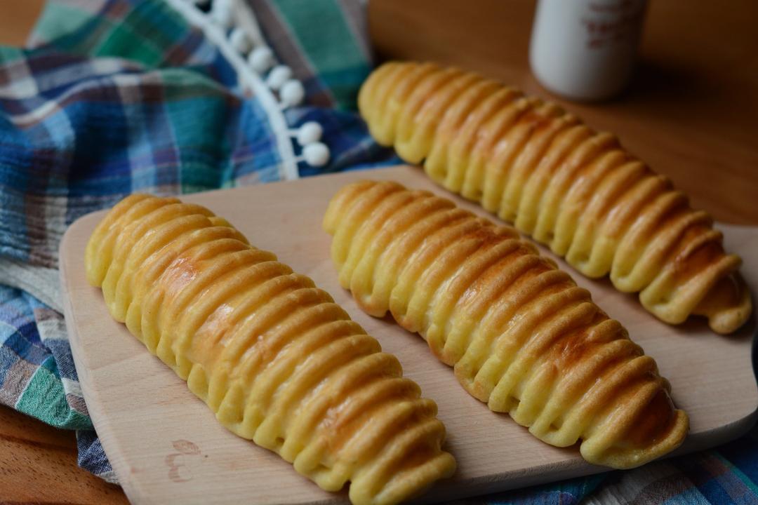 奶油毛毛虫面包