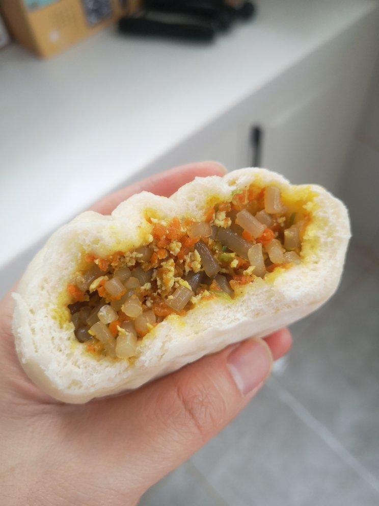 胡萝卜木耳鸡蛋包子——素包子也可以很好吃~