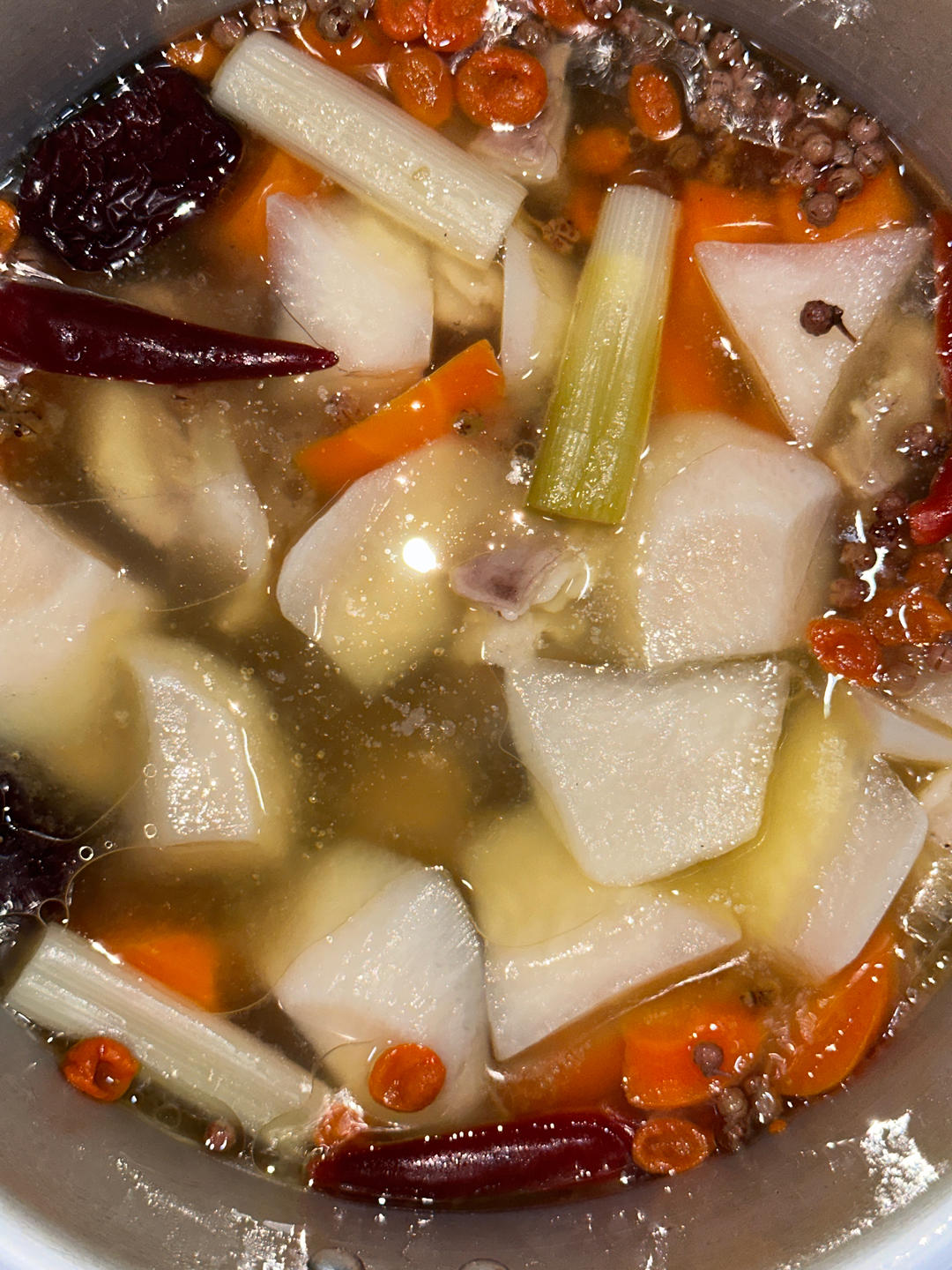 清炖滋补羊排汤