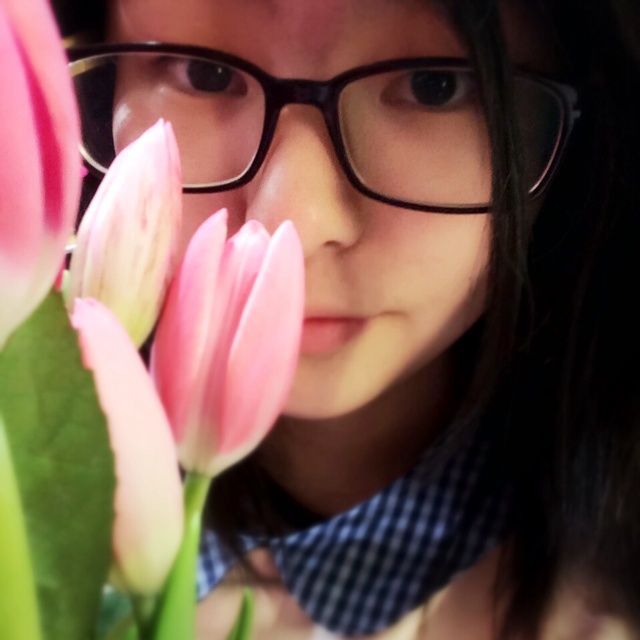 酒泛桃红画入馔