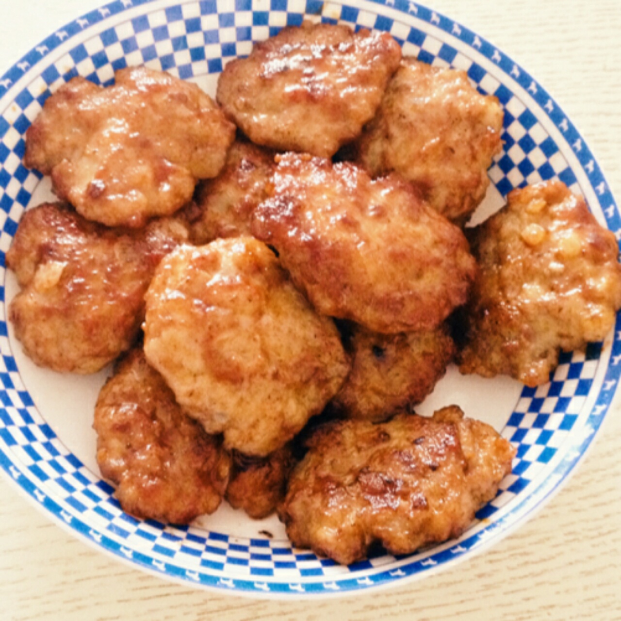 日式肉饼土豆沙拉便当