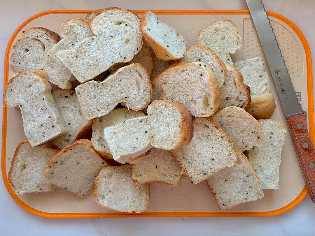 烤个萌萌的蘑菇头（大耳朵）吐司吧！