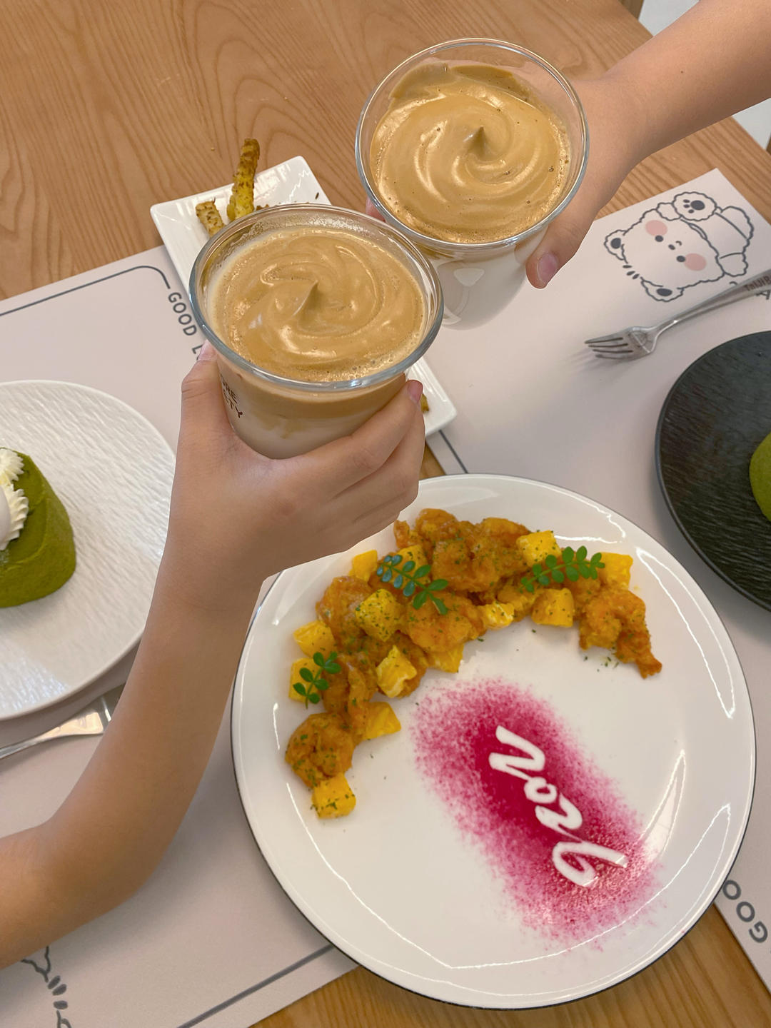 400次咖啡，网红手打咖啡，风靡全网的Dalgona Coffee☕️超详细步骤在家就可以复刻【内附速成法】