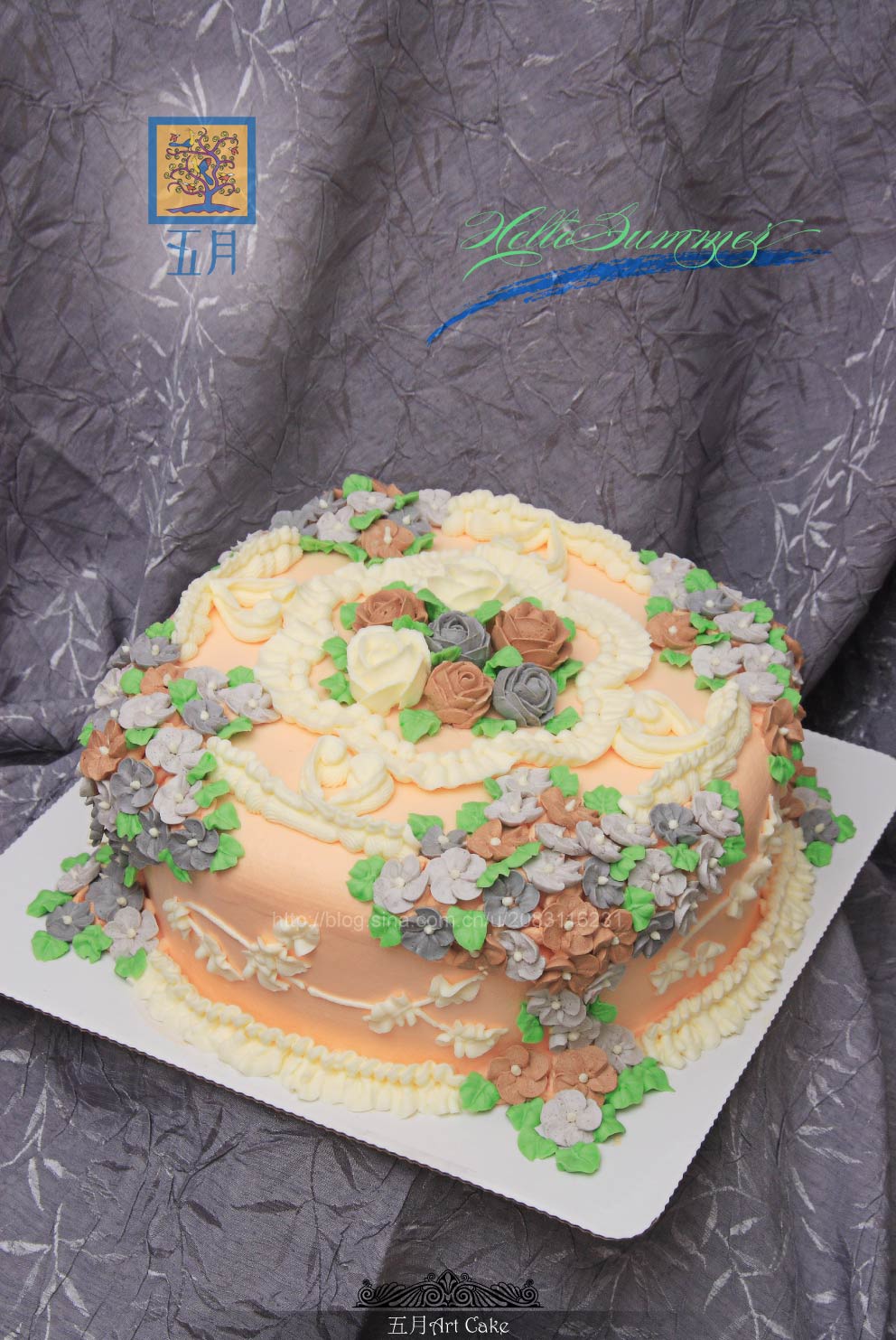 裱花巧克力慕斯蛋糕