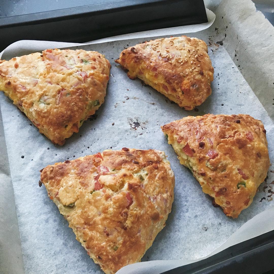 超级好吃的咸味司康Savoury Scones