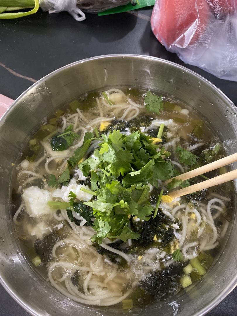 十分钟搞定的热汤面