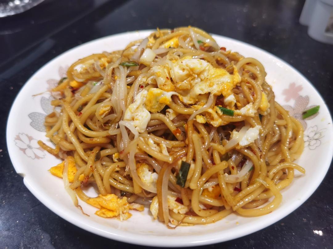 经典广式豉油皇炒面
