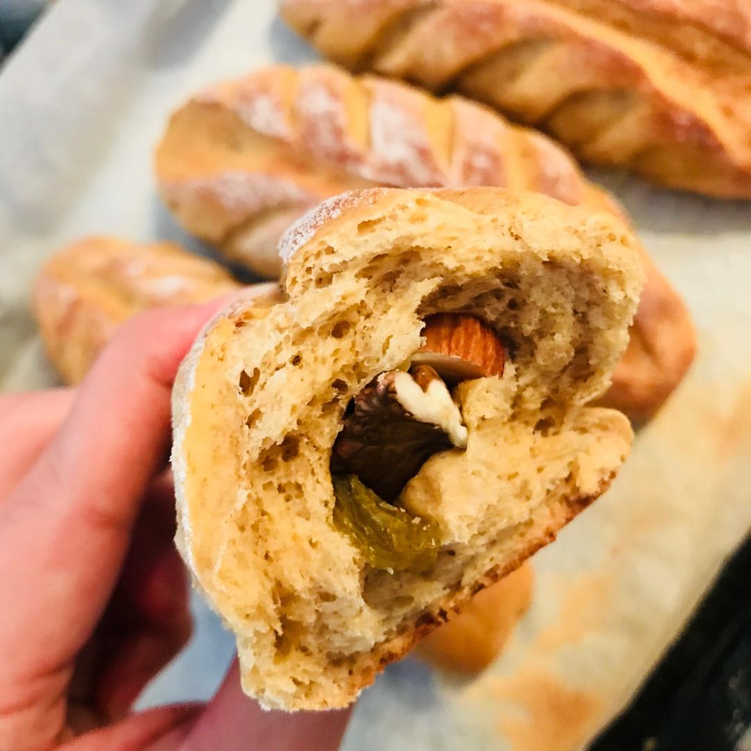 巧克力蔓越莓软欧 Rano Bread
