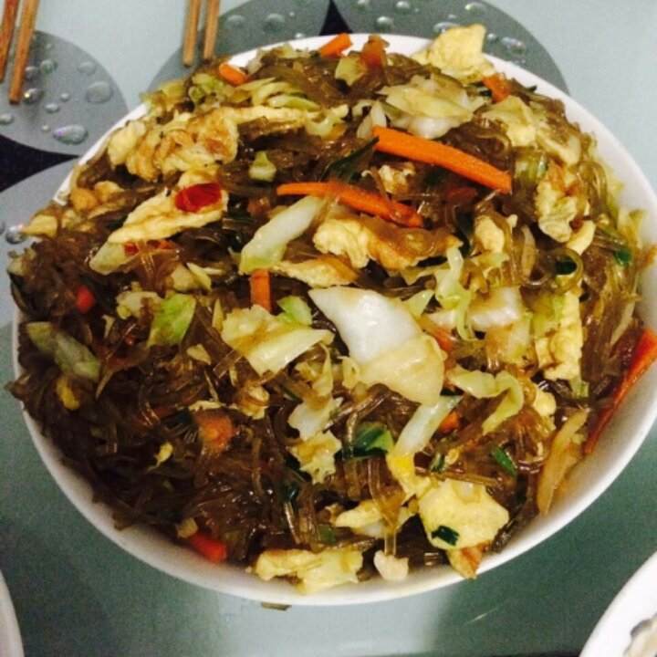 包菜粉丝炒鸡蛋