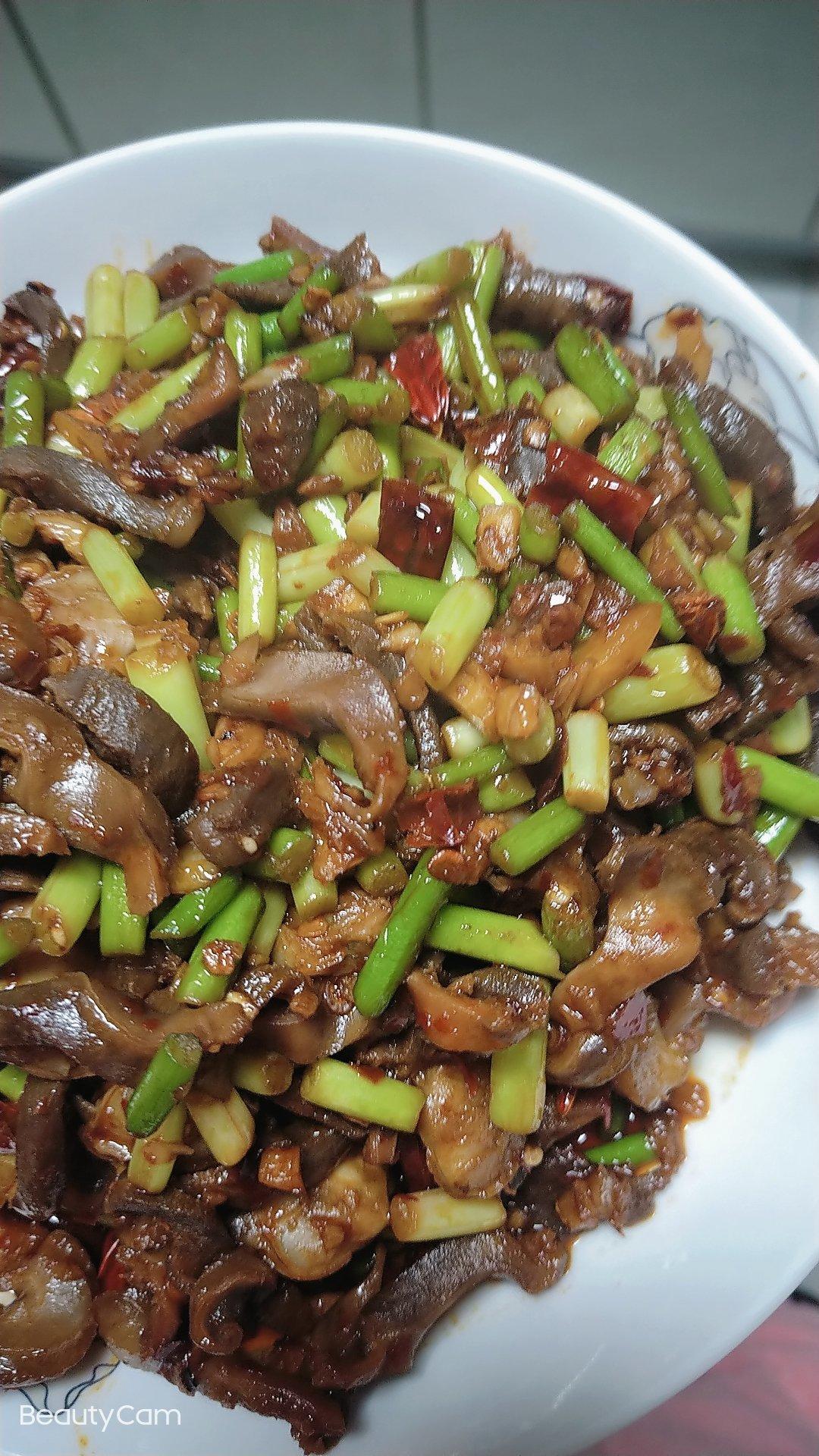 爆炒鸭胗