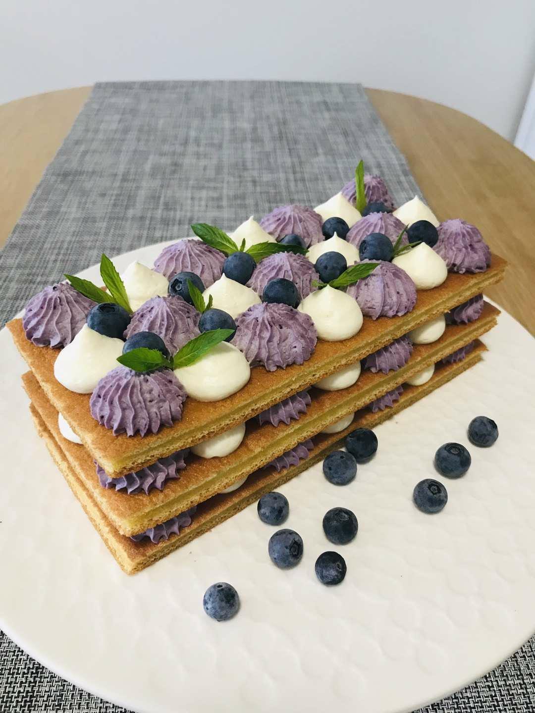 【视频】蓝莓酸奶 裸奶油蛋糕（附自制希腊酸奶方法）