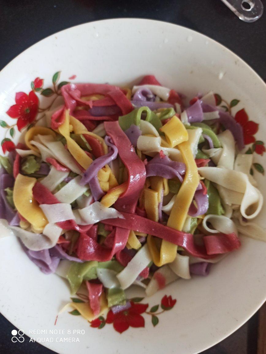 零失败的果蔬粉彩色免洗凉皮