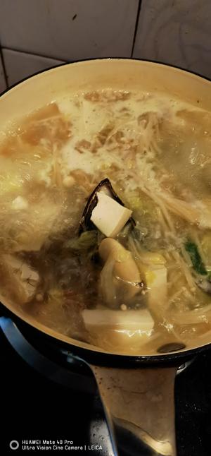 青口贝豆腐汤的做法 步骤7