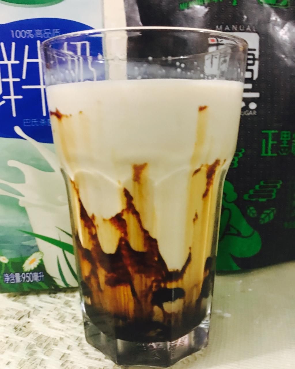《Tinrry+》黑糖珍珠鲜奶（脏脏茶）