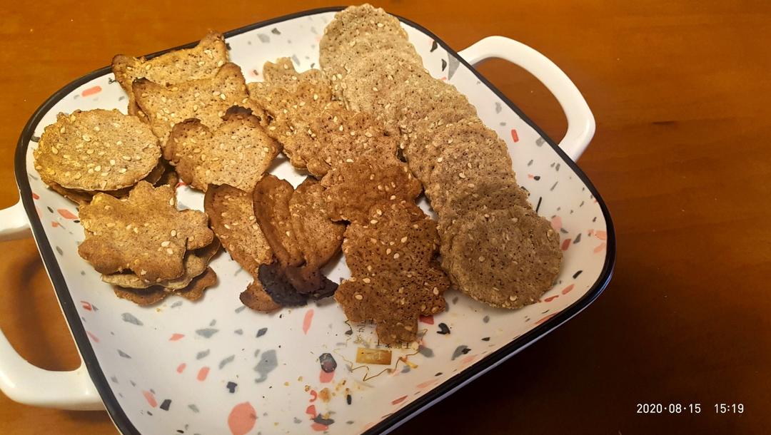 快手全麦黑芝麻苏打饼干 无糖无油 适合减肥人士吃