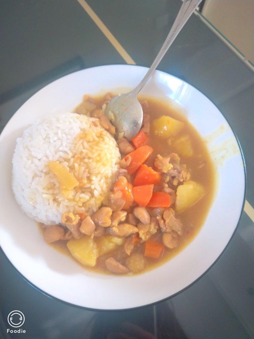 咖喱鸡肉饭