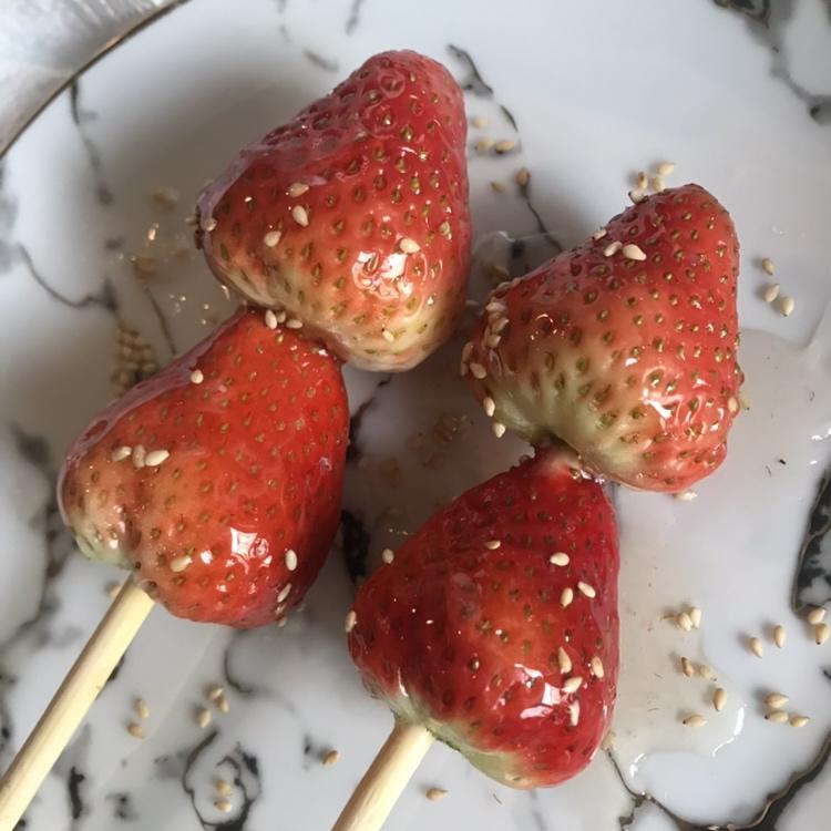 草莓冰糖葫芦