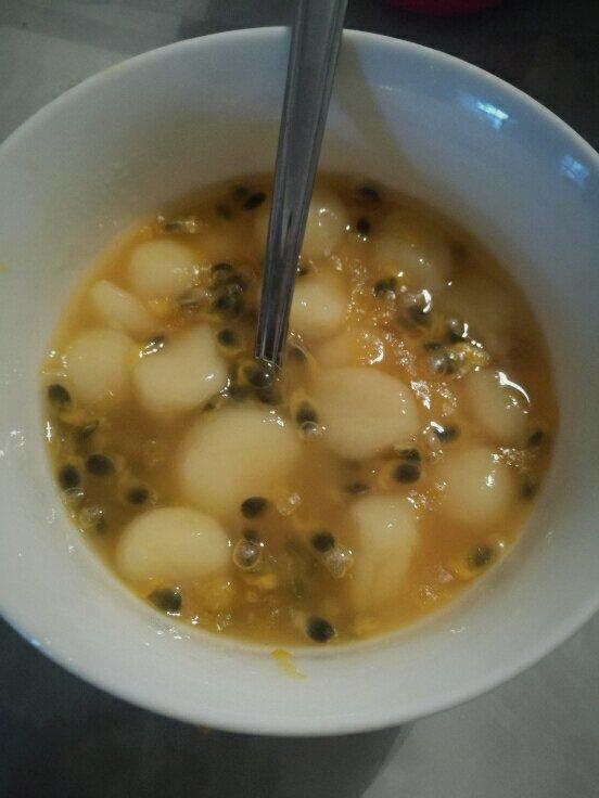 百香果汤圆