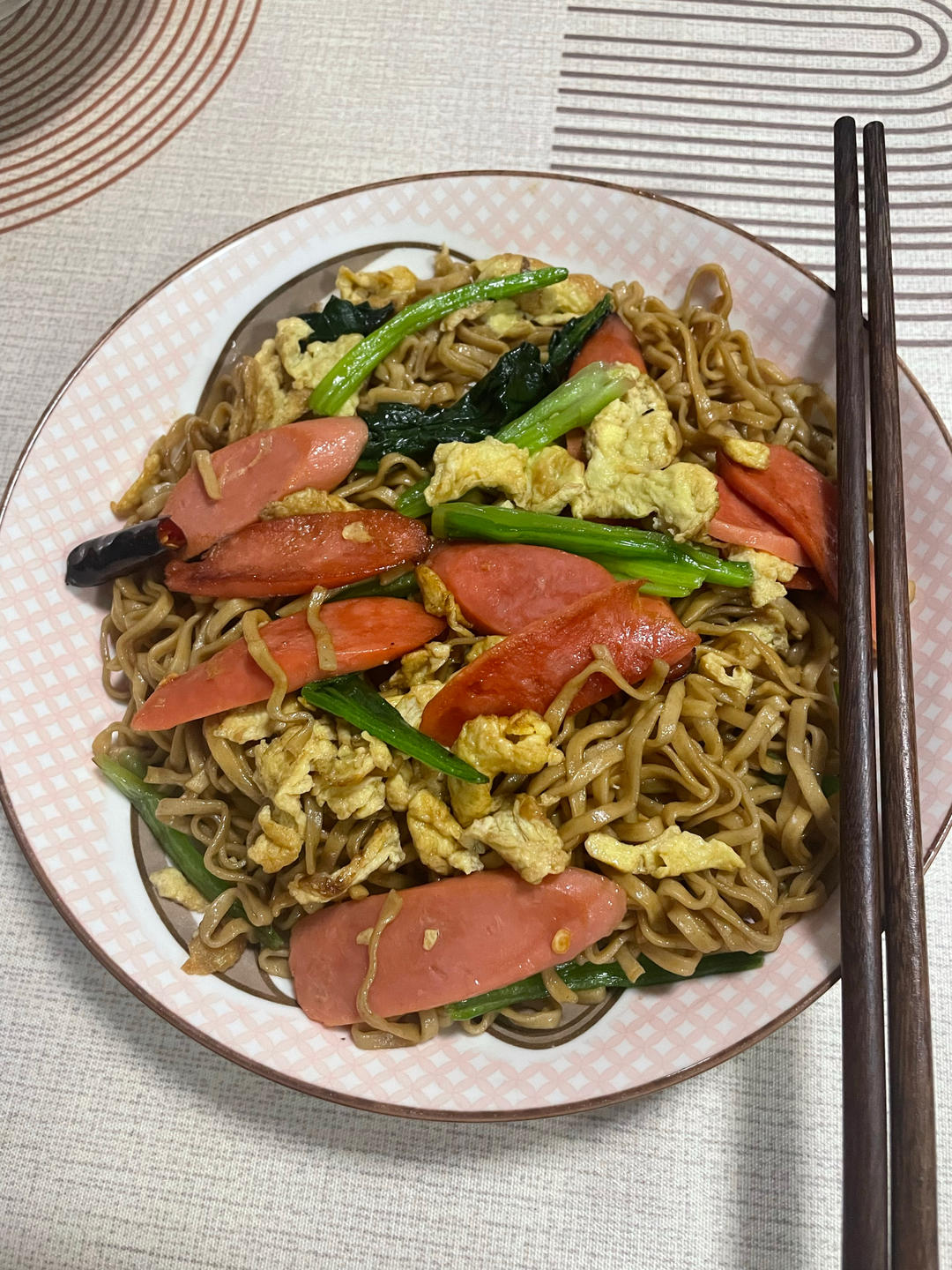 秒杀路边摊的炒方便面