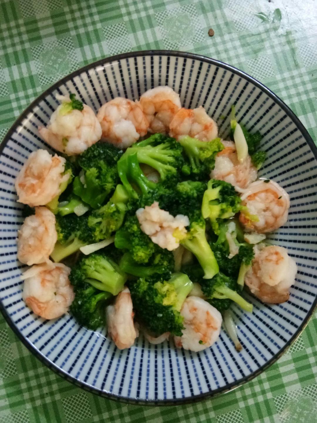 西兰花炒虾仁