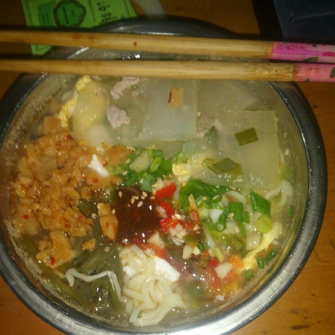 我的一人食：酸汤挂面