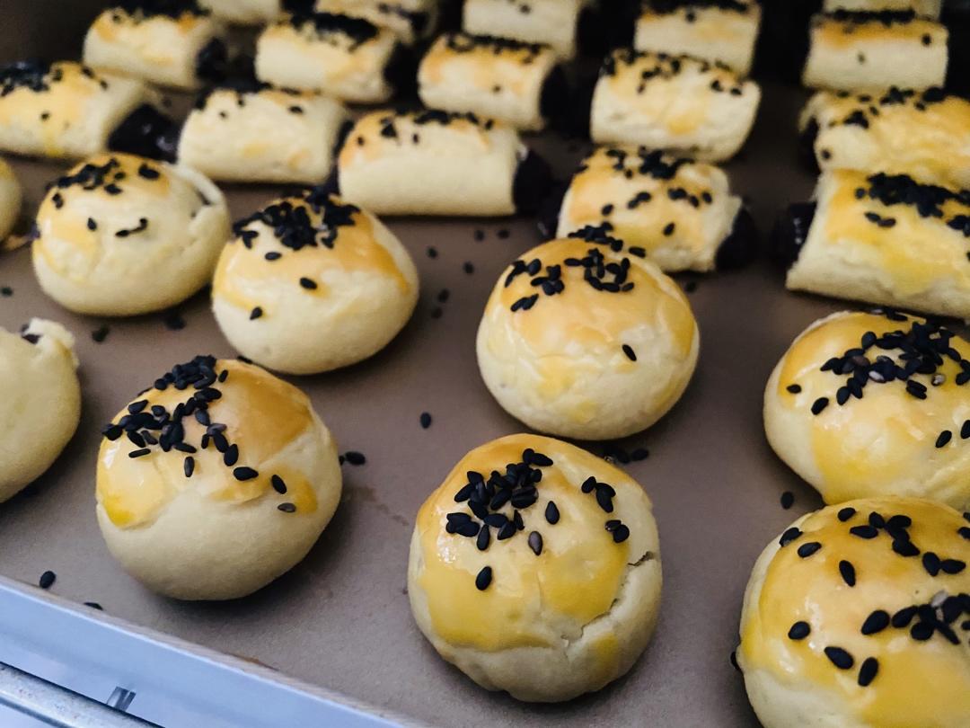 豆沙一口酥（超简单快手猪油版，不用打发）