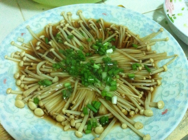 油泼金针菇