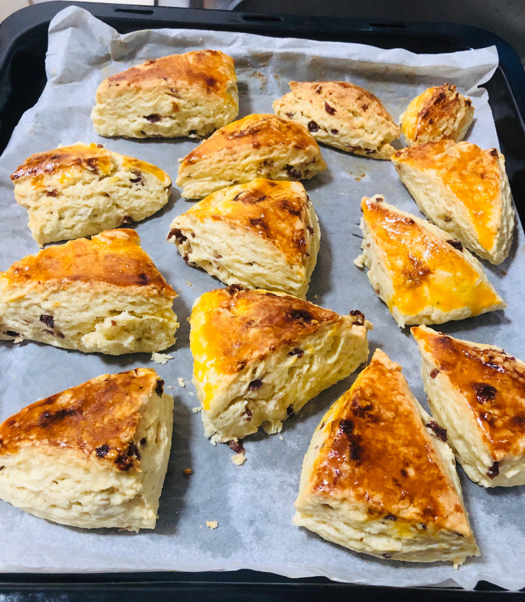 完美裂纹～百分百成功的超好吃奶香司康（禁止搬运）