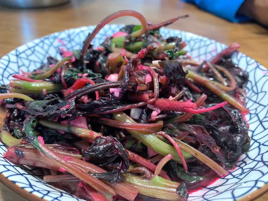 清炒红苋菜（简单菜也有窍门，一看就明白）