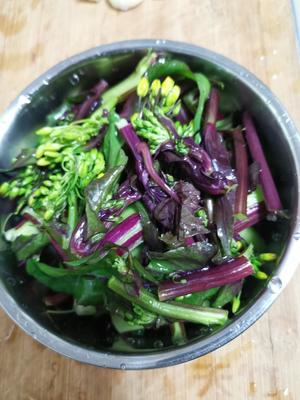 清炒红菜苔的做法 步骤2