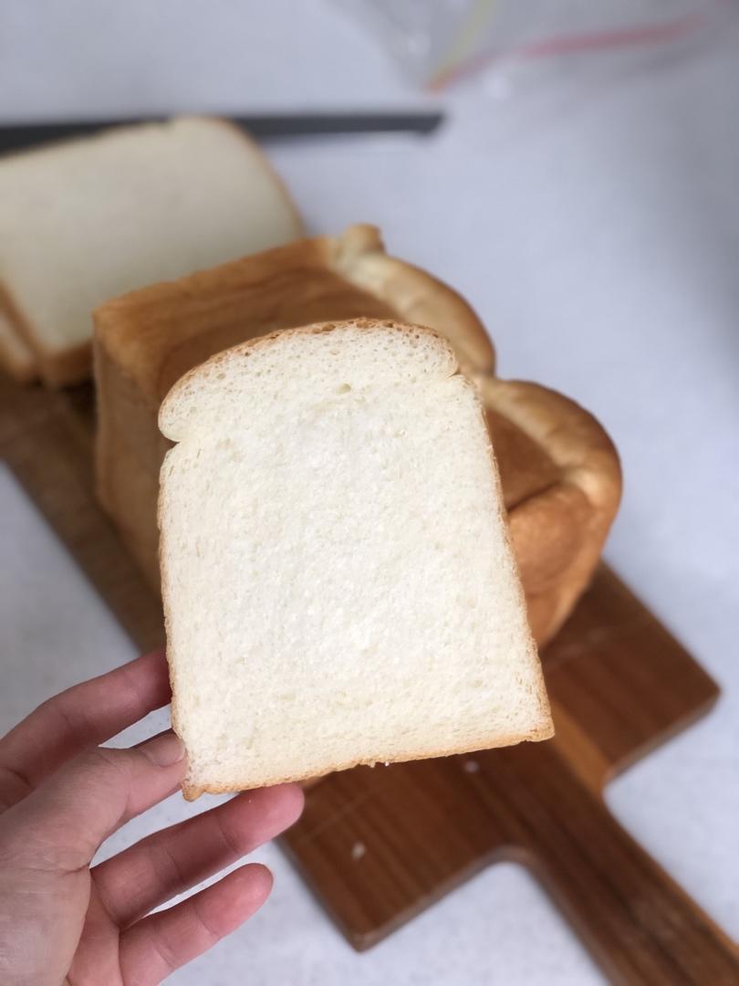 好吃到犯规的网红「生吐司」