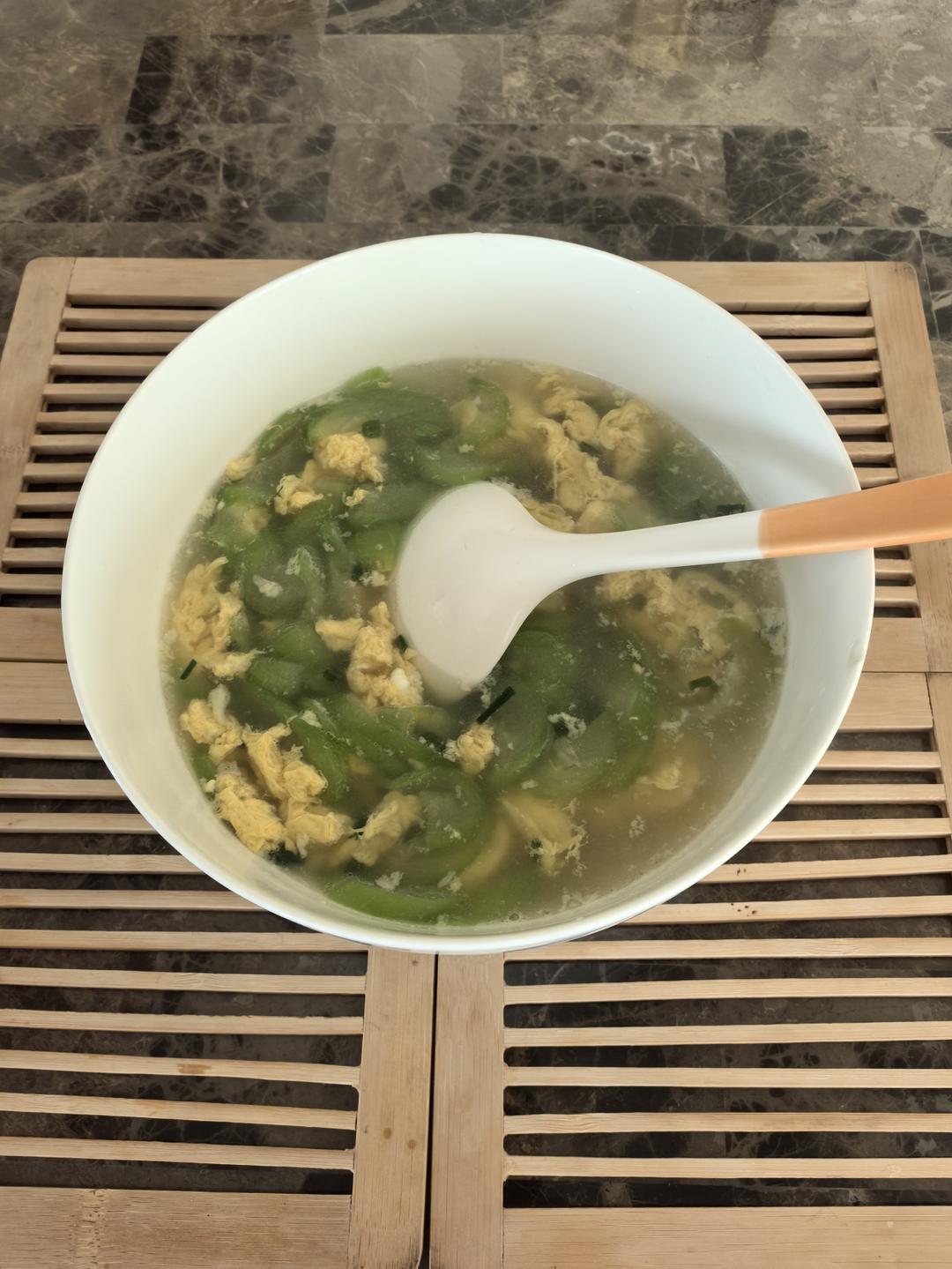 丝瓜蛋汤