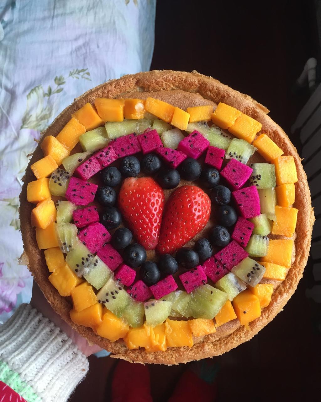 彩虹🌈水果装饰蛋糕