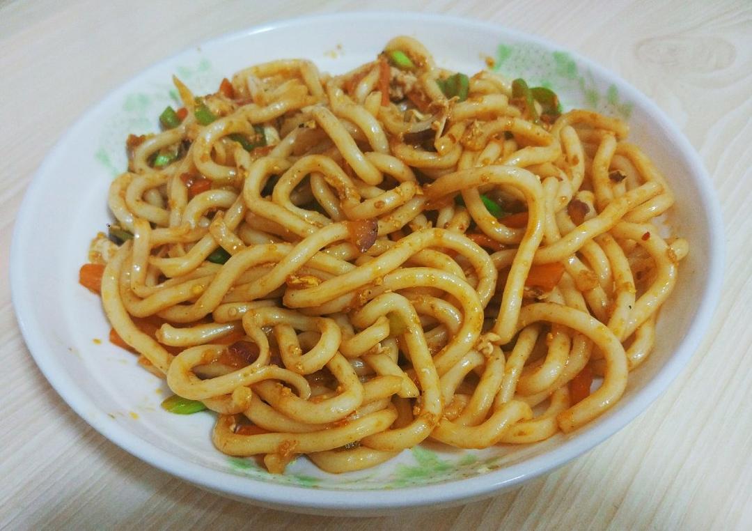 炒乌冬面