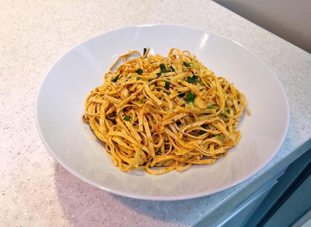 凉拌豆腐皮