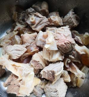 袁弘版炖牛肉 辣炖牛肉的做法 步骤1
