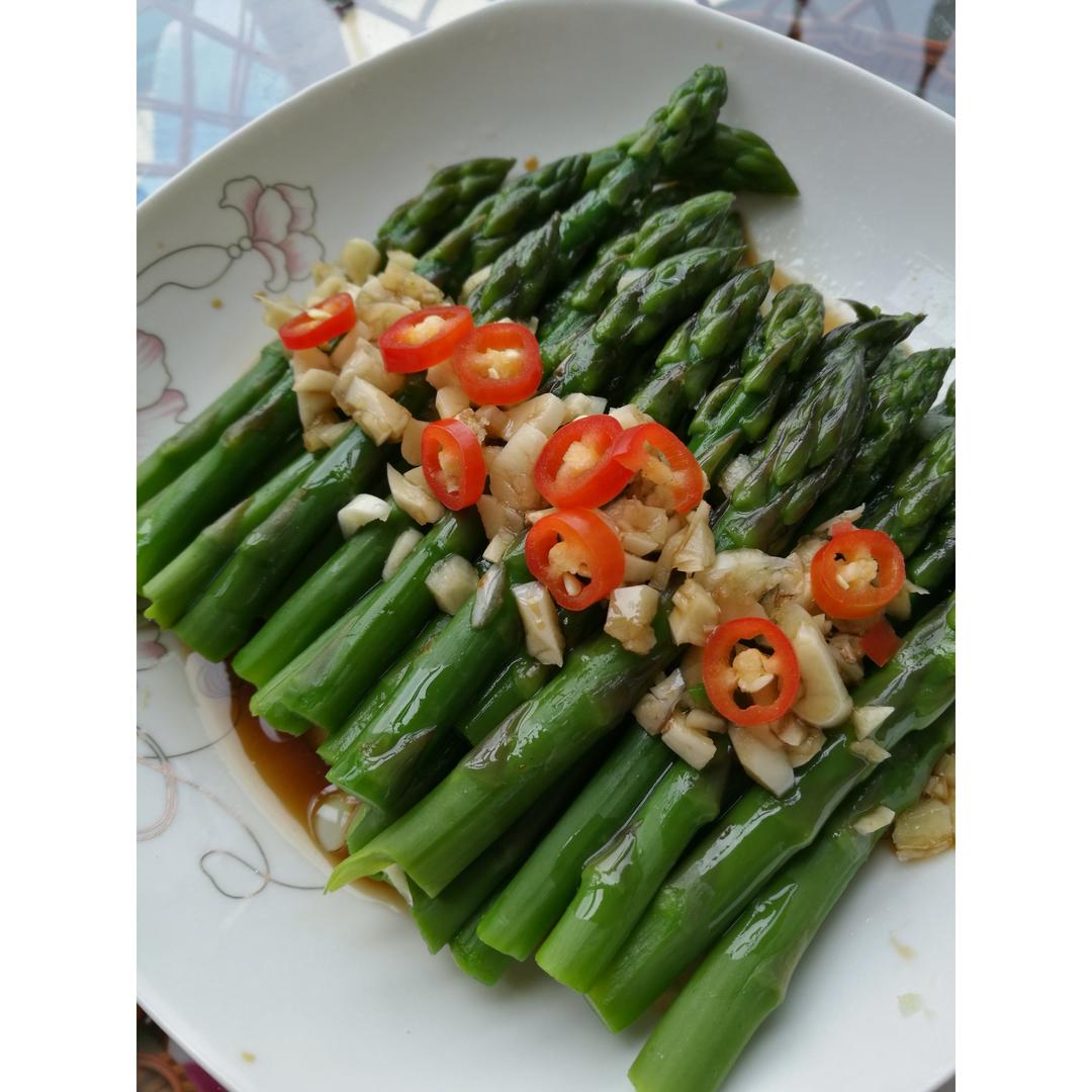 鲜味油淋芦笋