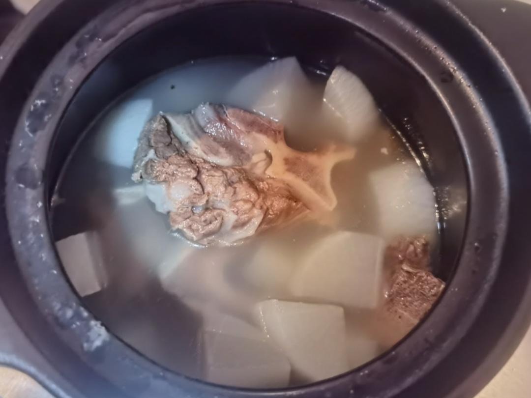 清炖牛颈骨