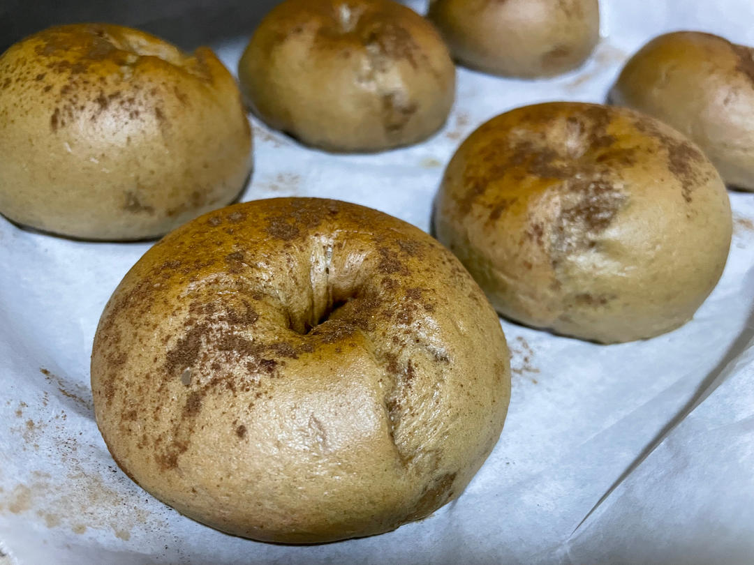 红糖肉桂苹果贝果~碳水怎么那么美好