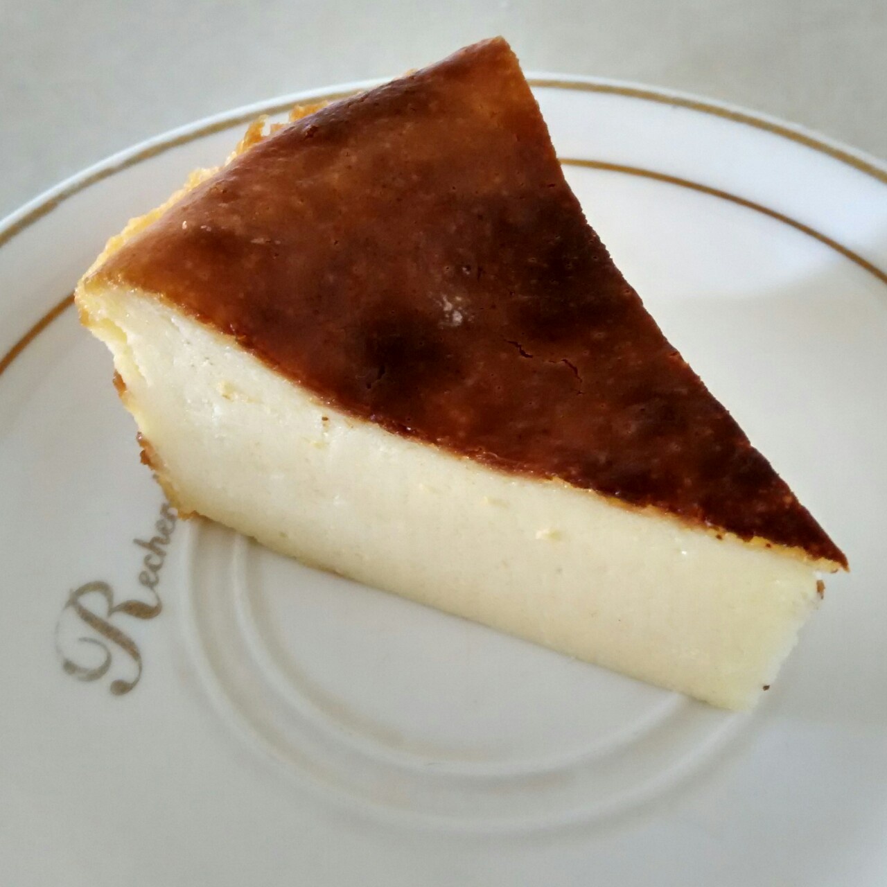 【酒窝乳酪蛋糕】